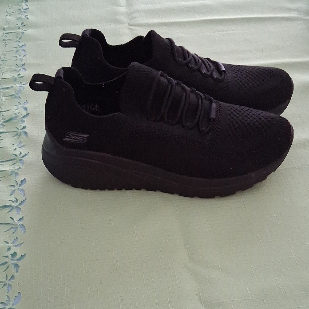 Skechers Women's Dark Knit Sneakers